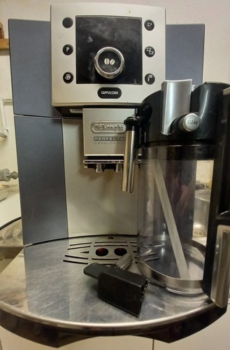 Delonghi perfecta cappucino - delonghi,