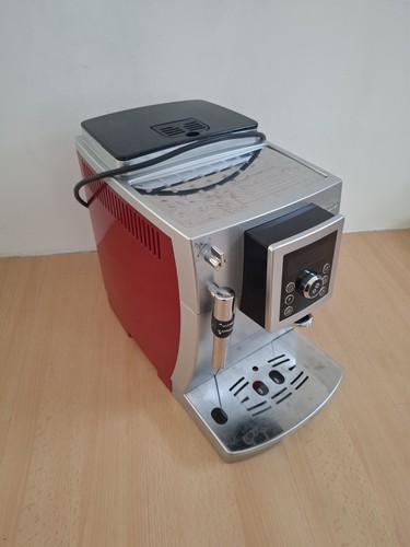 Defekter kaffeevollautomat - defekter,